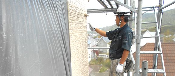 屋根・外壁塗装のことなら秋山塗装へお任せください！